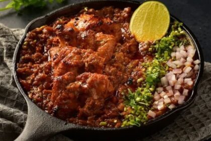 What Is The Story Behind Chicken 'Taka-Tak' And How To Make It