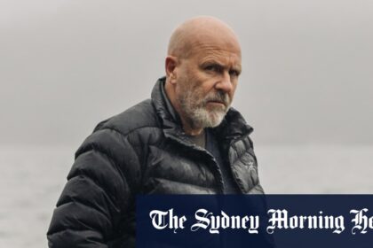 Richard Flanagan knocks back $100k literature prize over sponsor’s fossil fuel links