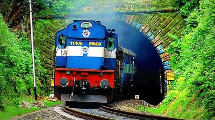 Indian-Railway-pic- 13angle.com