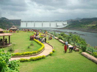 Sardar Sarovar dam in statue of unity- 13angle.com