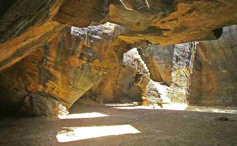 Naida Caves- 13angle.com