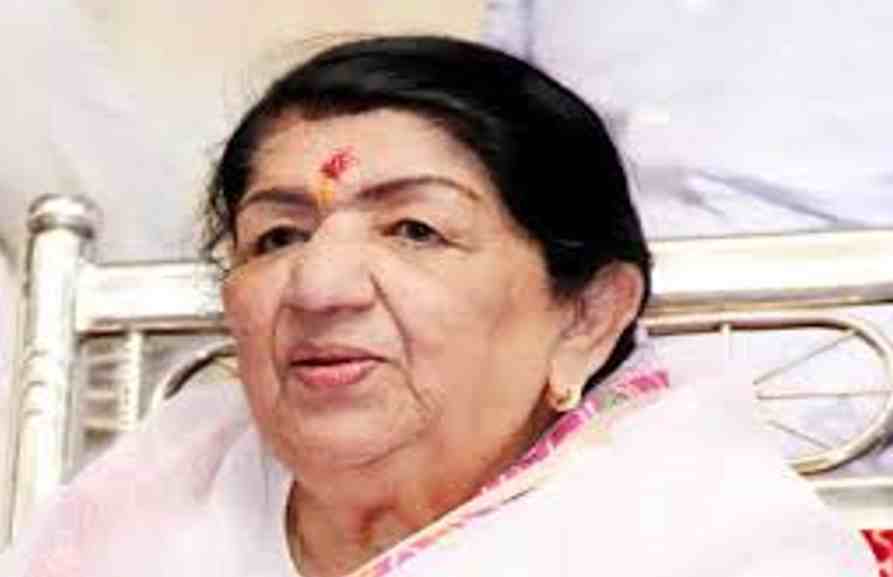 LATA MANGESHKAR- 13angle.com