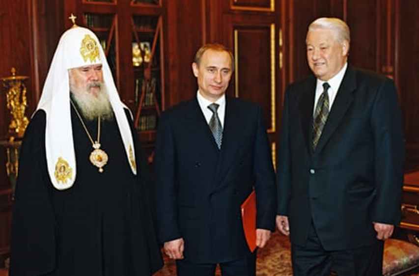 Putin’s relations with the then Russia’s President Boris Yeltsin- 13angle.com