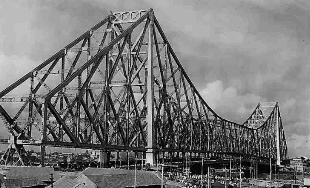 Historical Background of Howrah Bridge- 13angle.com